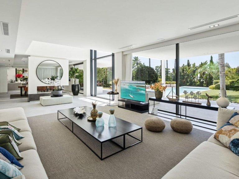 Villa for Sale in Marbella, Malaga 24