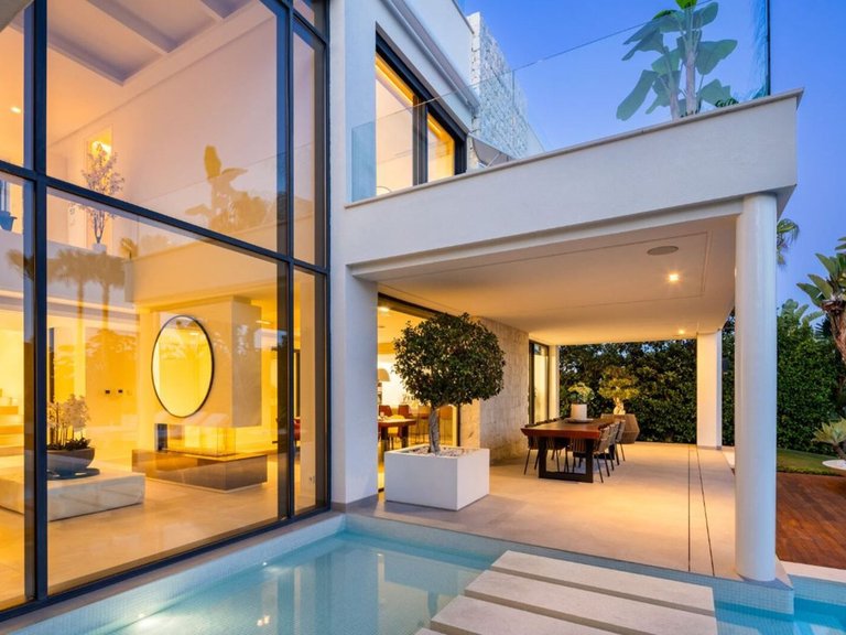Villa for Sale in Marbella, Malaga 29