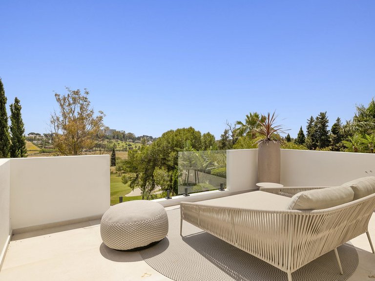 Villa for Sale in Benahavis, Malaga 5