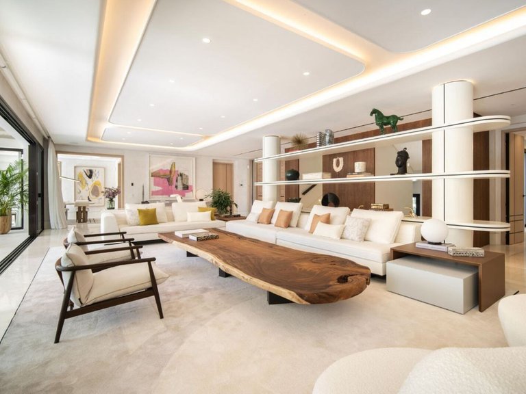 Villa for Sale in Marbella Golden Mile, Malaga 8