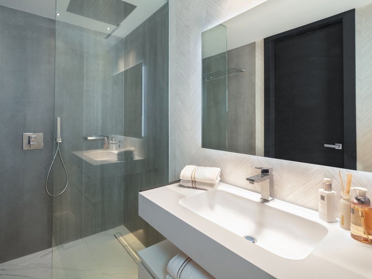 Apartment for Sale in Puerto Banus, Malaga 20