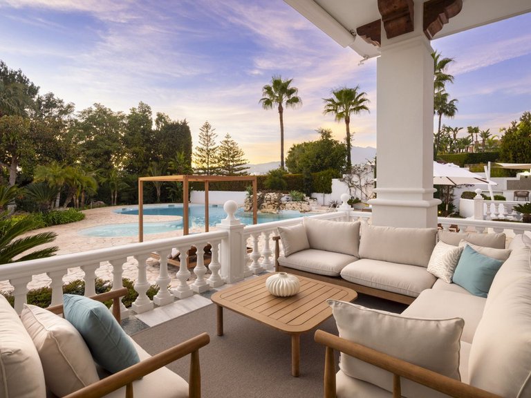 Villa for Sale in Nueva Andalucia, Malaga 23