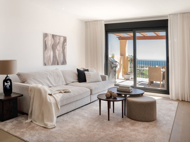 Penthouse for Sale in Benahavis, Malaga 4