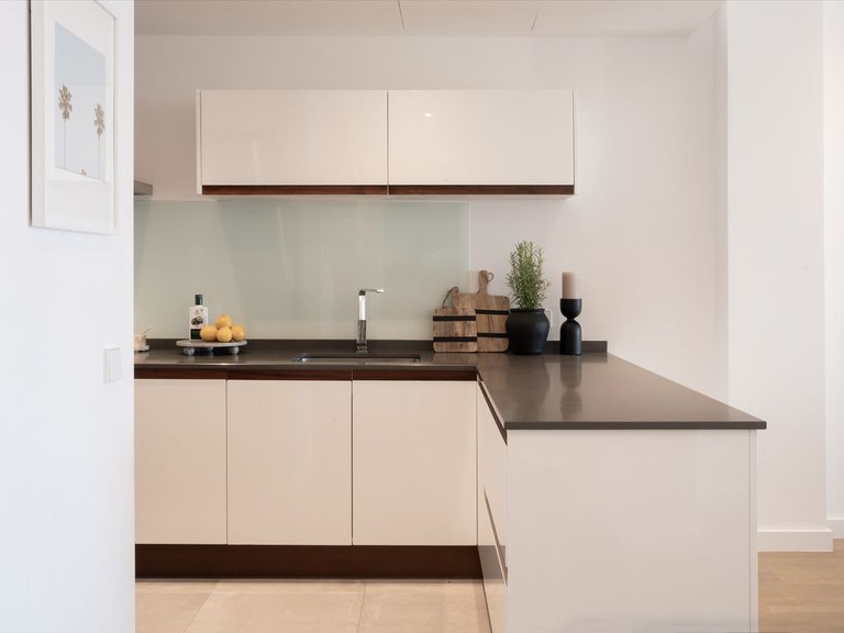 Penthouse for Sale in Benahavis, Malaga 10