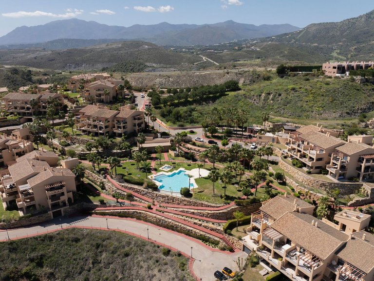 Penthouse for Sale in Benahavis, Malaga 22