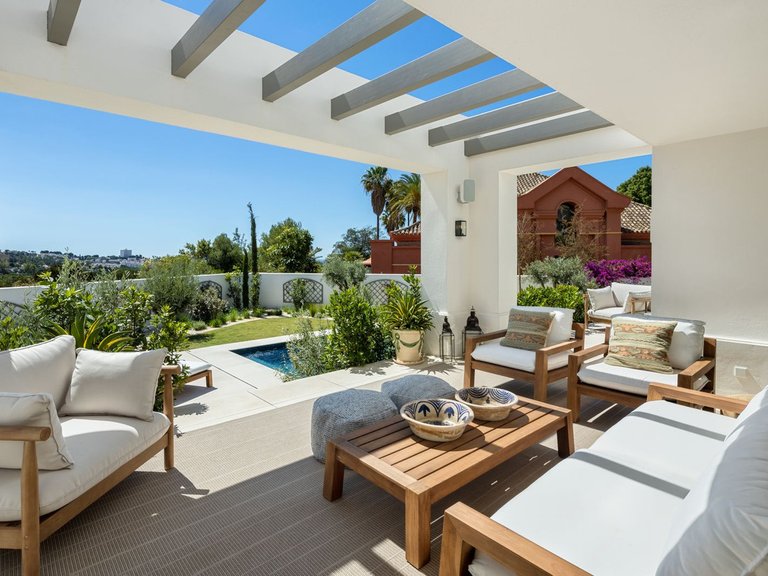 Villa for Sale in Benahavis, Malaga 1