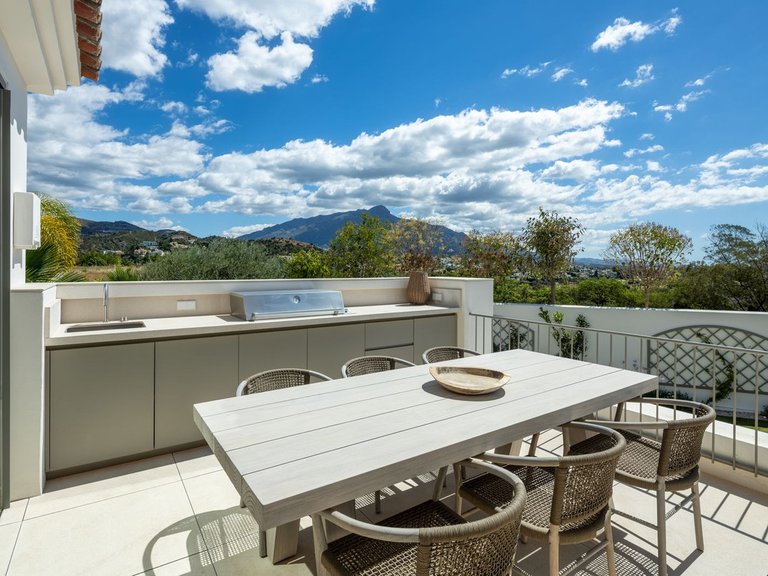 Villa for Sale in Benahavis, Malaga 4