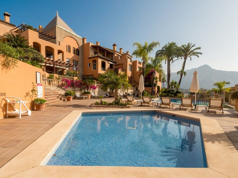 Apartment for Sale in Nueva Andalucia, Malaga 29