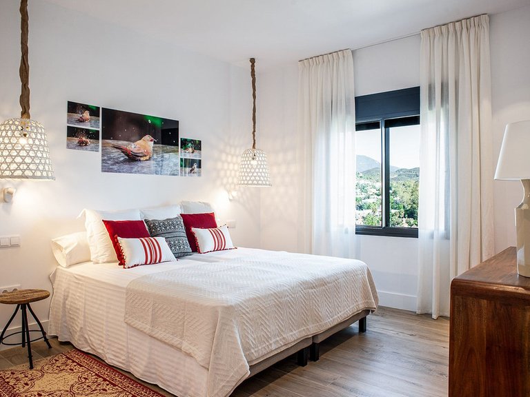 Penthouse for Sale in Nueva Andalucia, Malaga 30