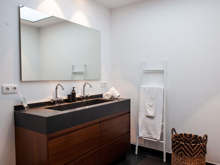 Penthouse for Sale in Nueva Andalucia, Malaga 33