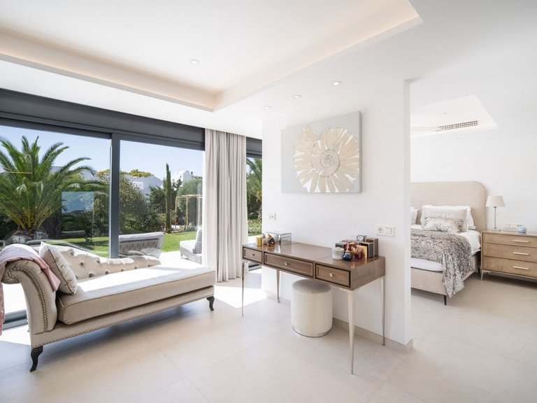 Villa for Sale in Benahavis, Malaga 5