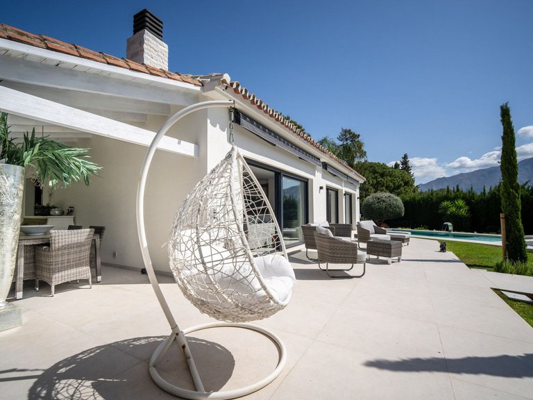 Villa for Sale in Benahavis, Malaga 17