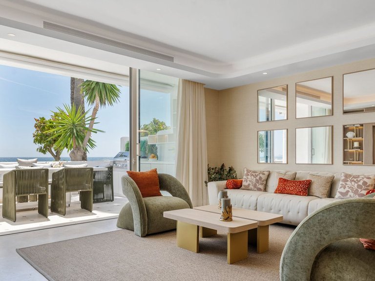Apartment for Sale in Marbella Golden Mile, Malaga 3