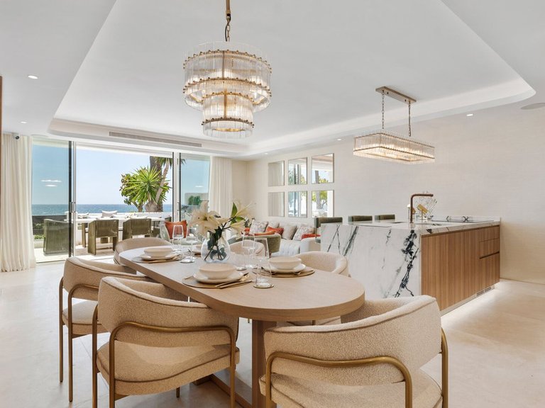 Apartment for Sale in Marbella Golden Mile, Malaga 18