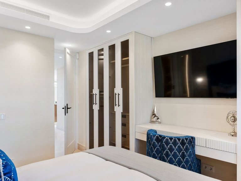Apartment for Sale in Marbella Golden Mile, Malaga 17