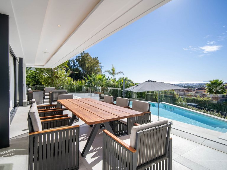 Villa for Sale in Nueva Andalucia, Malaga 19