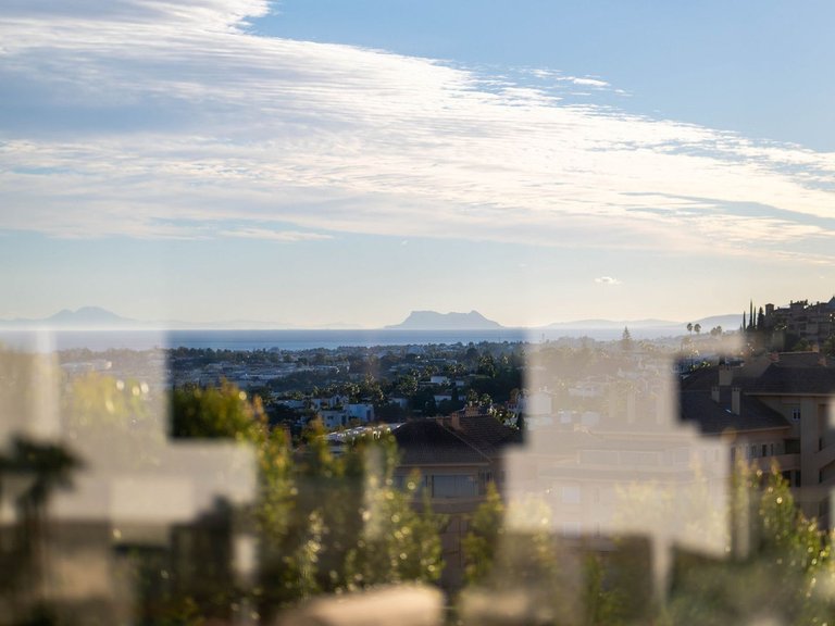 Villa for Sale in Nueva Andalucia, Malaga 38