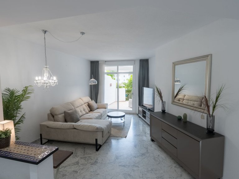 Apartment for Sale in Marbella Golden Mile, Malaga 14