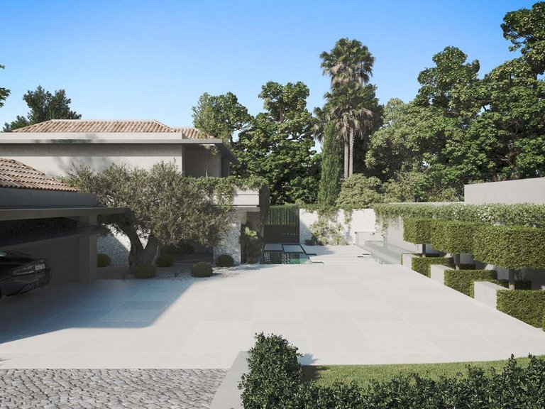 Villa for Sale in Nueva Andalucia, Malaga 16