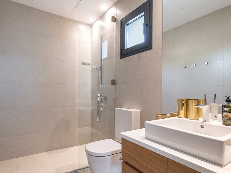 Villa for Sale in Marbella, Malaga 17