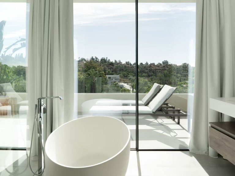 Villa for Sale in Estepona, Malaga 14