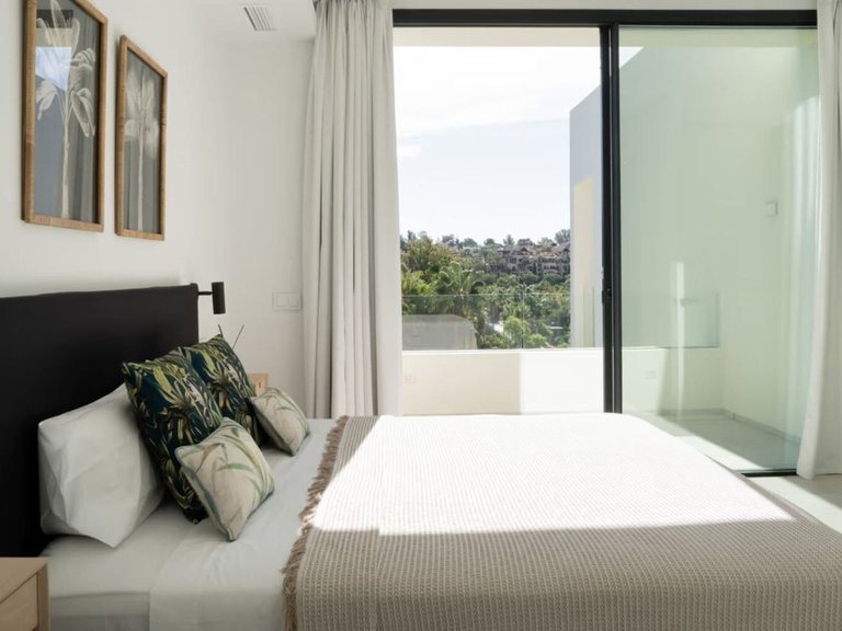 Villa for Sale in Estepona, Malaga 23