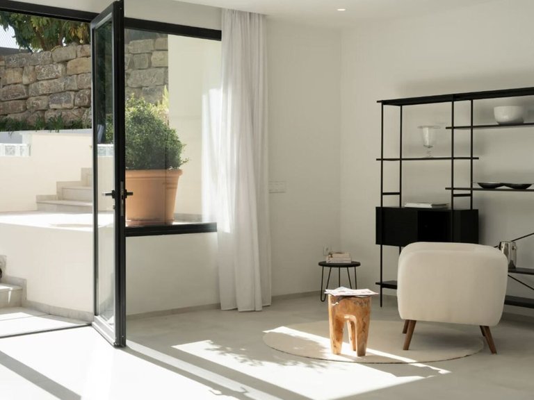 Villa for Sale in Estepona, Malaga 26