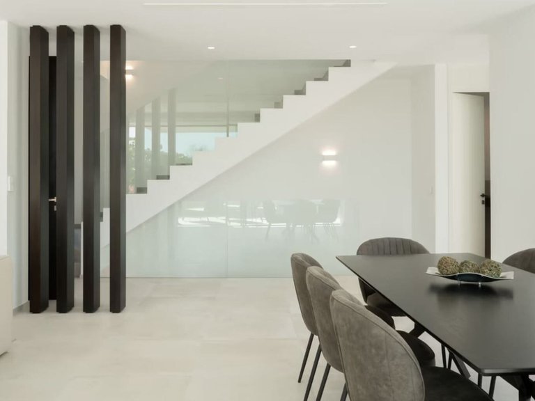 Villa for Sale in Estepona, Malaga 28