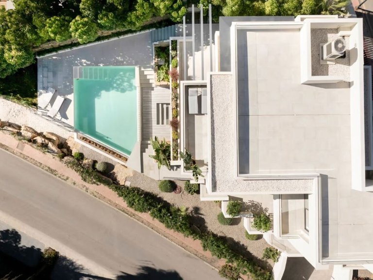 Villa for Sale in Estepona, Malaga 32