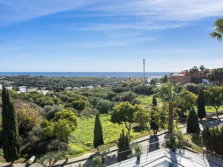 Villa for Sale in Benahavis, Malaga 2