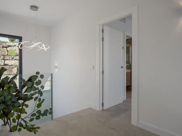 Villa for Sale in Benahavis, Malaga 10