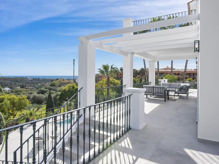 Villa for Sale in Benahavis, Malaga 29