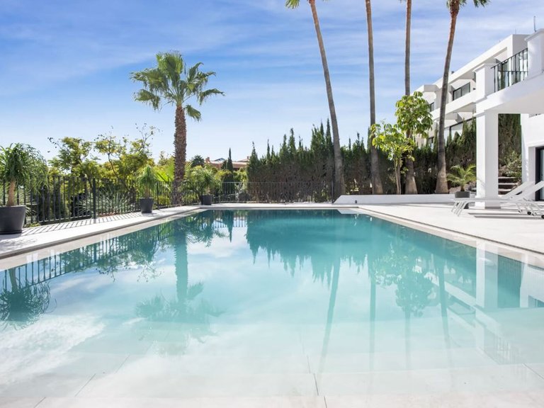 Villa for Sale in Benahavis, Malaga 38
