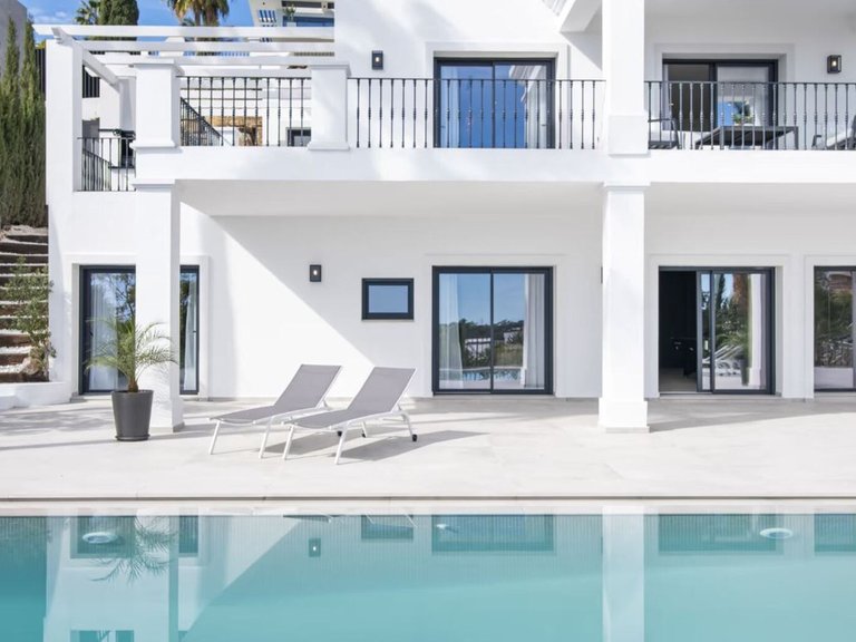 Villa for Sale in Benahavis, Malaga 42