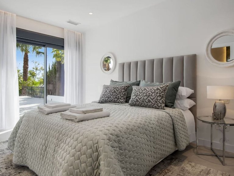 Villa for Sale in Benahavis, Malaga 48
