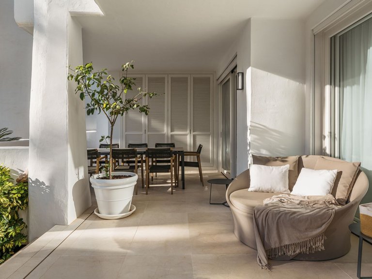 Apartment for Sale in Marbella Golden Mile, Malaga 24
