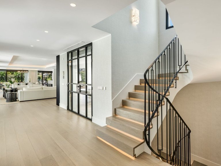 Willa na sprzedaż w Nueva Andalucia, Malaga 34