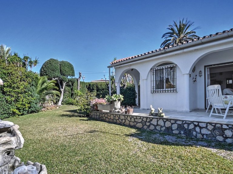 Villa for Sale in Marbesa, Malaga 1
