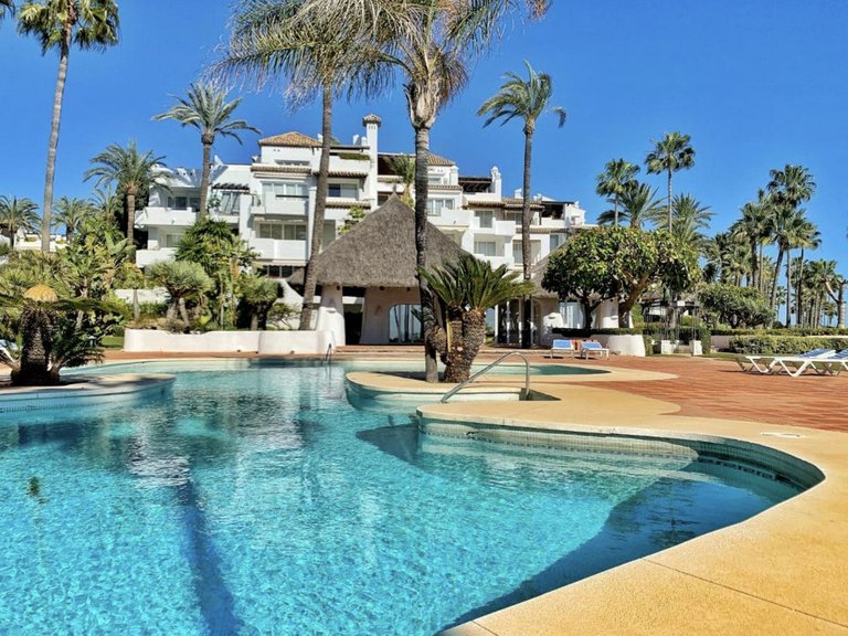 Penthouse for Sale in Estepona, Malaga 10