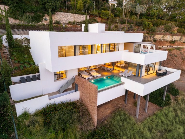 Villa for Sale in La Heredia, Malaga 1