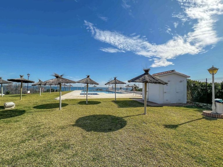 Town House for Sale in La Duquesa, Malaga 13