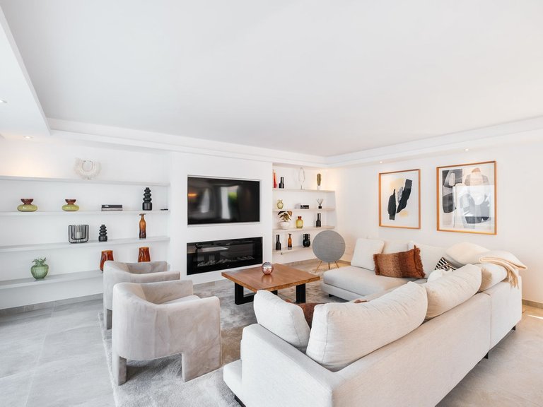 Villa for Sale in Marbella, Malaga 30