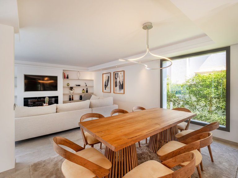 Villa for Sale in Marbella, Malaga 31