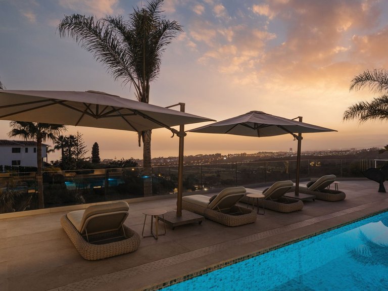 Villa for Sale in El Rosario, Malaga 44