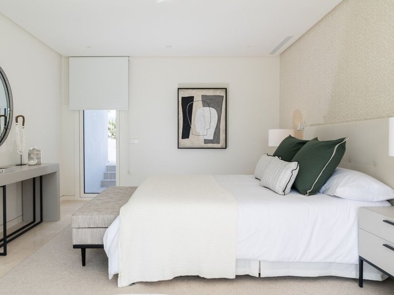 Penthouse for Sale in Marbella Golden Mile, Malaga 8