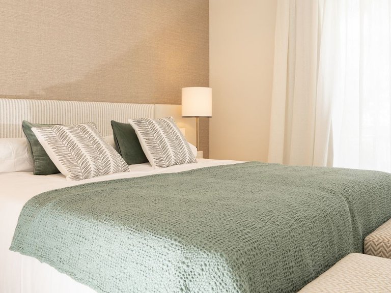 Penthouse for Sale in Marbella Golden Mile, Malaga 13