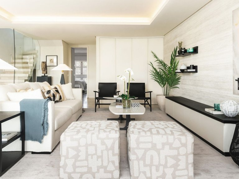 Penthouse for Sale in Marbella Golden Mile, Malaga 20