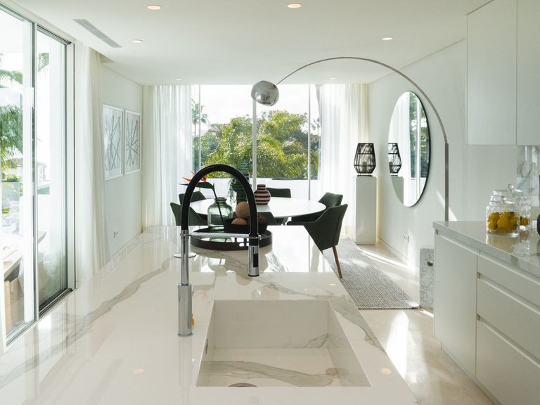 Penthouse for Sale in Marbella Golden Mile, Malaga 28