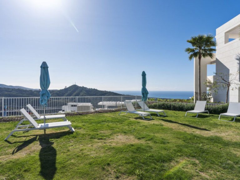 Apartment for Sale in Marbella, Malaga 30