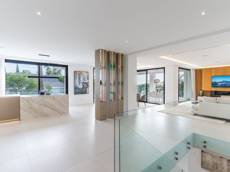 Villa for Sale in Marbesa, Malaga 50